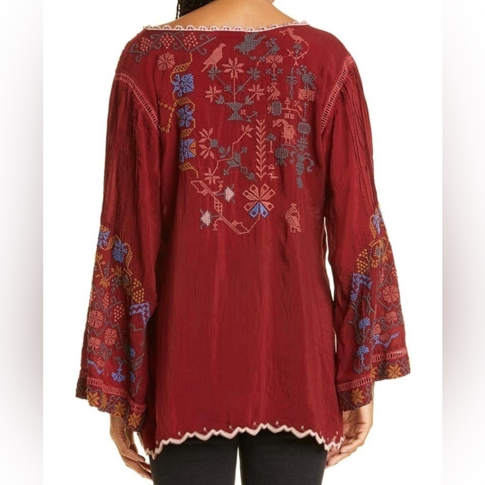 Johnny Was Floral Bird Embroidered Long Bell Sleeve V-neck Top Size Small - Picture 3 of 11
